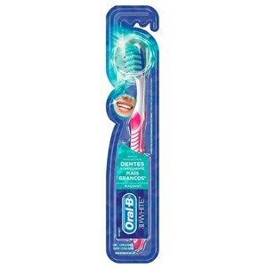 Escova Dental Oral B 3D White Advantage 35 